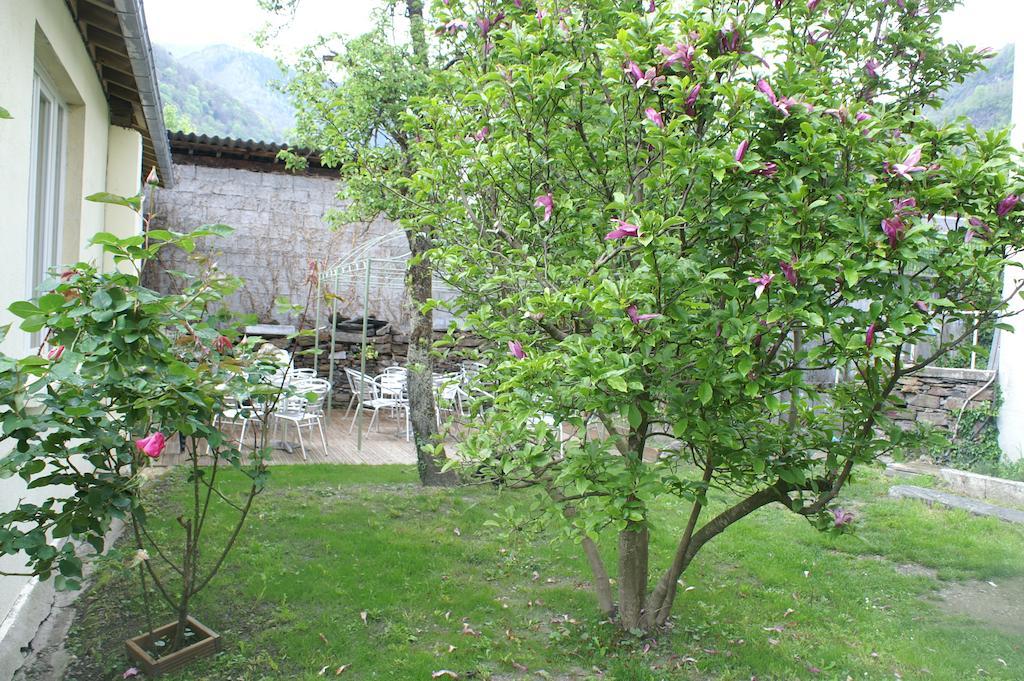 Hotel Celeste Bagnères-de-Luchon Exteriör bild